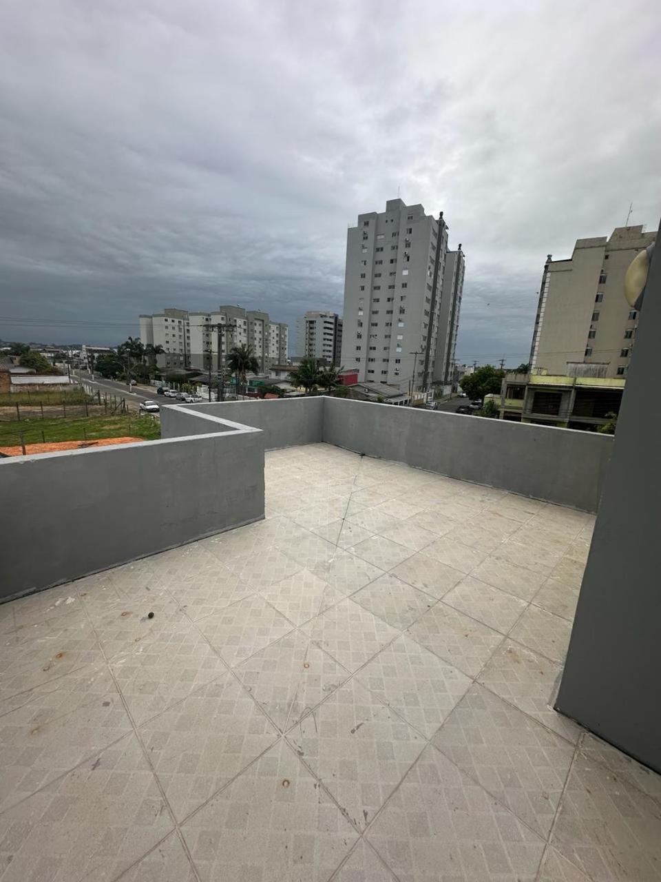 Sobrado Com Terraco E Area De Churrasqueira. Torres Exterior foto